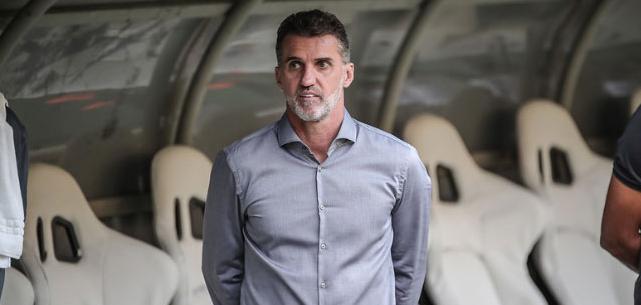 Mancini faz mistério e não garante Jair em campo contra o Fluminense