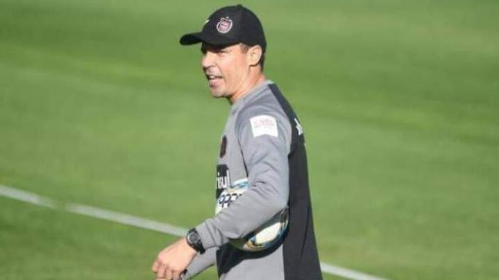 Bolívar volta de suspensão. (Foto: Victor Lannes / Brasil)