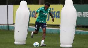 Palmeiras encerra preparação sem confirmar presença de atacante contra Bahia
