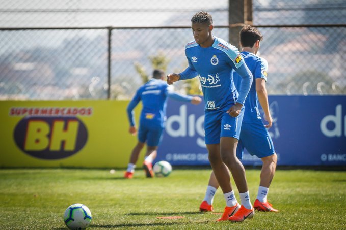 Com quase todo elenco à disposição, Abel Braga deve repetir escalação do Cruzeiro