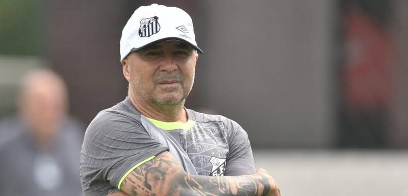 Jorge Sampaoli diz que apoio de Pelé o pressiona por permanência no Santos