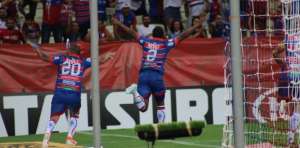 Tinga nega Fortaleza focado na Sul-Americana: 'Manter os pezinhos no chão'