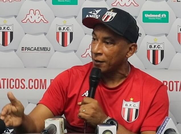 Série B: Dirigente do Botafogo defende técnico, mas não garante permanência para 2020
