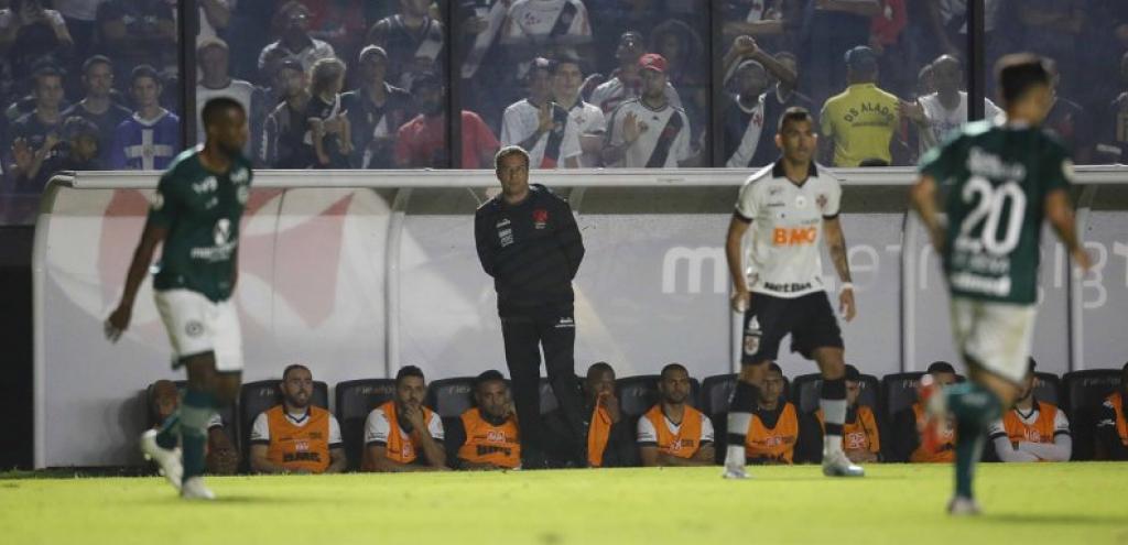 Richard pede desculpa por erro em empate do Vasco e Luxa dá méritos ao Goiás
