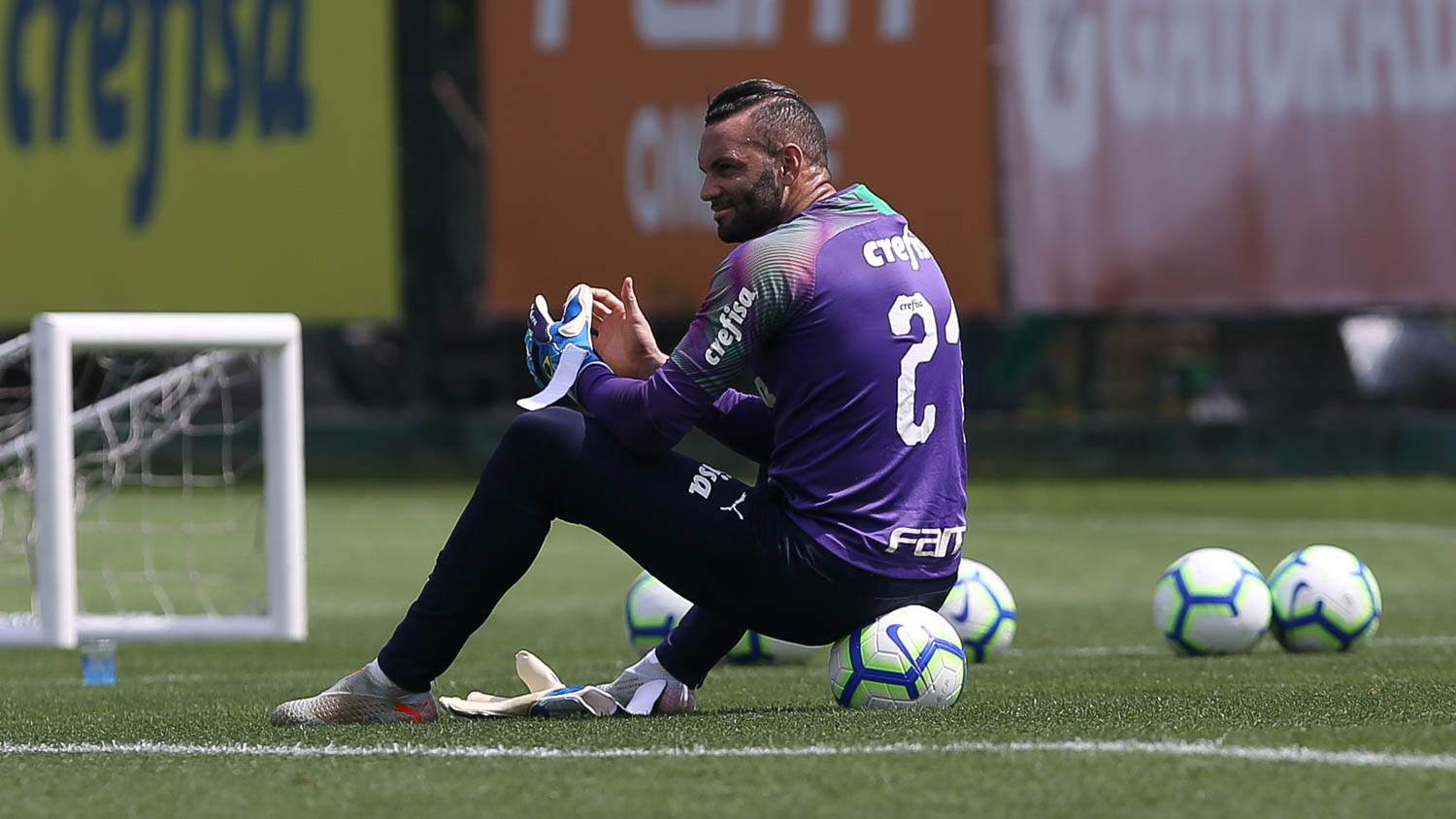 Weverton se destaca no fim de ano e faz torcida alviverde ‘esquecer’ concorrentes