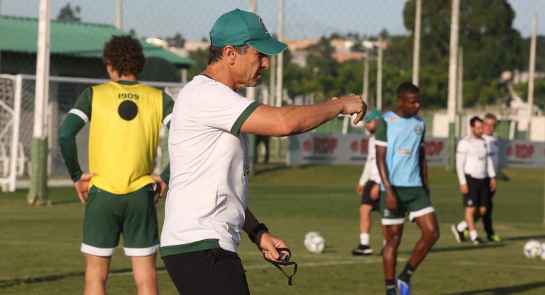 Série B: Ainda sem Alano, Coritiba segue preparação para duelo contra Bragantino