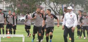 Série B: Sem desfalques, Oeste enfrenta Vila para cravar permanência