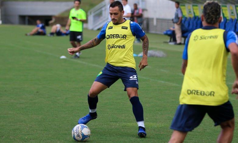 Ex-volante da Ponte desfalca Cuiabá no restante de 2019