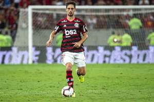 Após má fase, Rodrigo Caio aponta 'orgulho' por disputar final da Libertadores