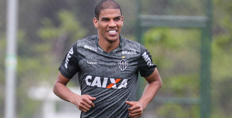 Concentrado nos últimos jogos do Atlético-MG, Léo Silva evita tema aposentadoria