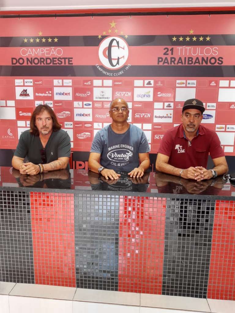 Campinense anuncia comissão técnica para 2020