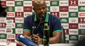 Presidente de clube da Série A afasta dirigente e garante permanência de técnico