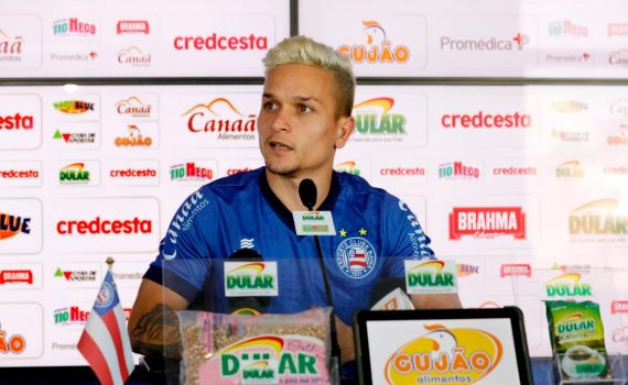 Com sondagem da Espanha, atacante do Bahia evita falar de Palmeiras