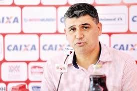 Sidiclei Menezes foi o responsável pelo rebaixamento do Vila Nova