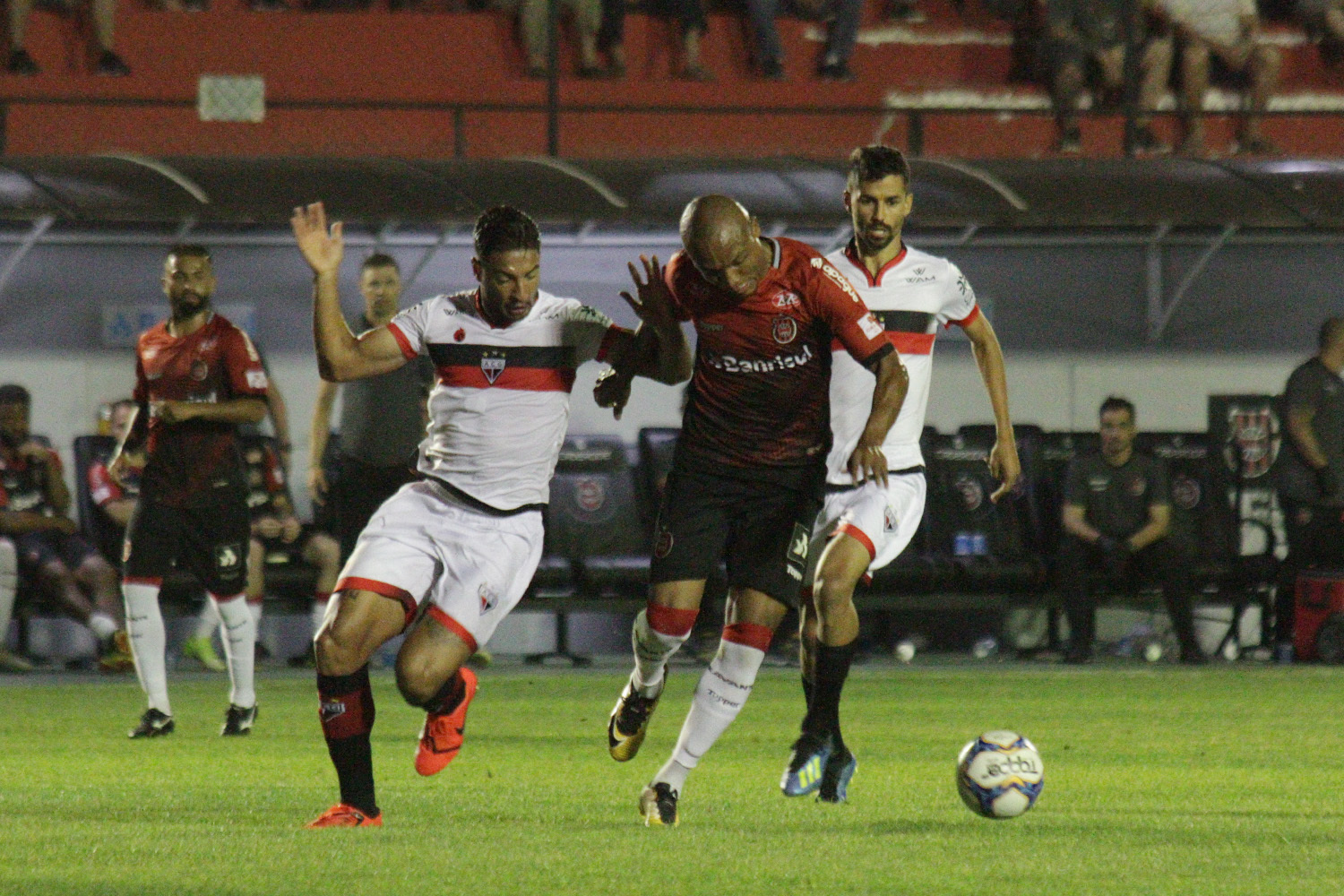 Brasil-RS 2 x 2 Atlético-GO – Dragão busca empate heroico, mas pode sair do G4