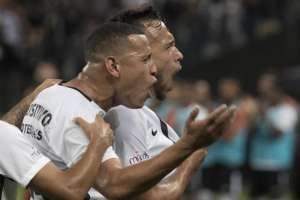 Sem inovar, Corinthians que trazer velho conhecido da torcida por empréstimo