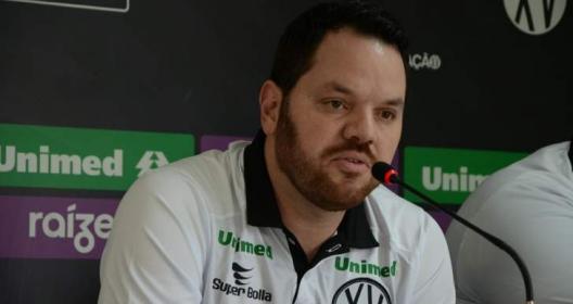 Após recusar Corinthians, técnico explica permanência em clube do Paulista A2