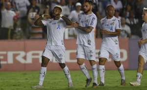 Santos 4 x 1 Cruzeiro - Peixe goleia e garante vaga na fase de grupos da Libertadores