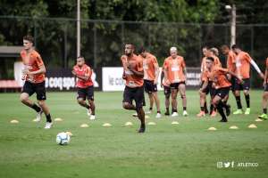 Atlético-MG joga para encaminhar permanência na elite e vaga na Sul-Americana