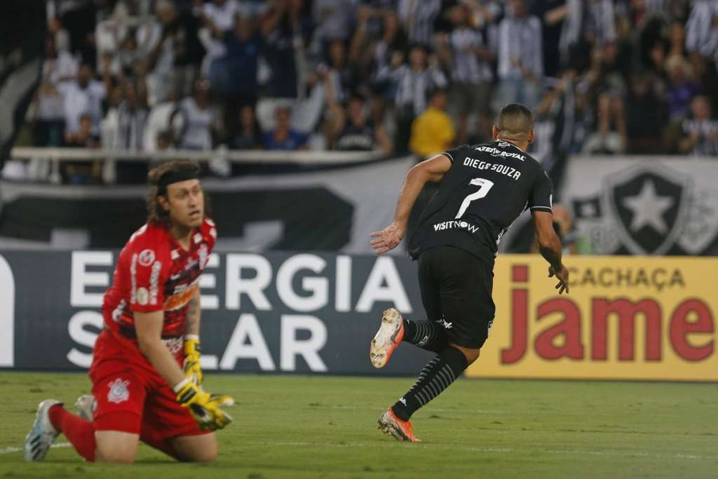 Botafogo 1 x 0 Corinthians - Timão perde e se complica na briga pela vaga na Liberta 2 0002050432409 img