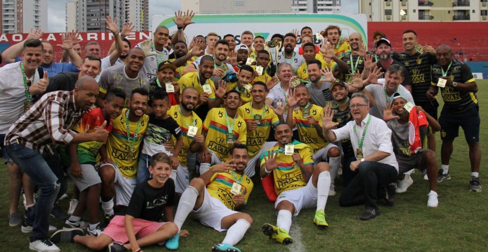 Brusque derrota Marcílio Dias nos pênaltis e é campeão da Copa SC