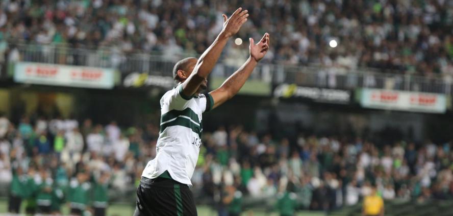 Coritiba divulga nota sobre Rodrigão que “peitou” Jorginho por vaga de titular