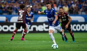 Médico do Cruzeiro descarta lesão de Thiago Neves e já prevê retorno de Dedé