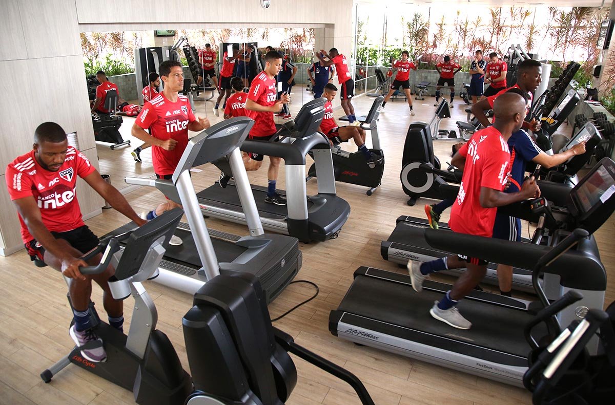 São Paulo inicia sequência que fez Cuca pedir demissão no 1º turno