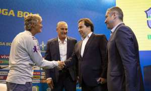 Com benefícios, Câmara vota projeto para times se tornarem empresas