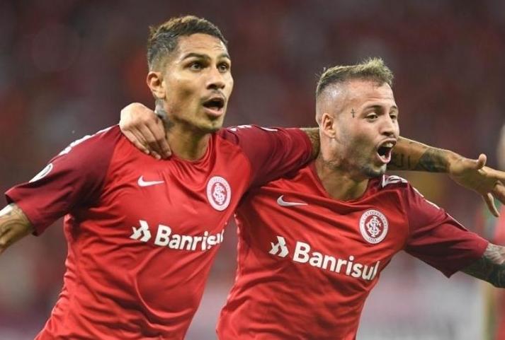 Boca Juniors pode negociar com atacante do Internacional após eleições