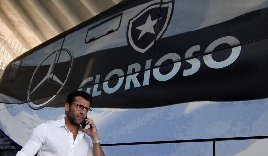 Valentim revela promessa da direção do Botafogo de pagar salários nesta semana