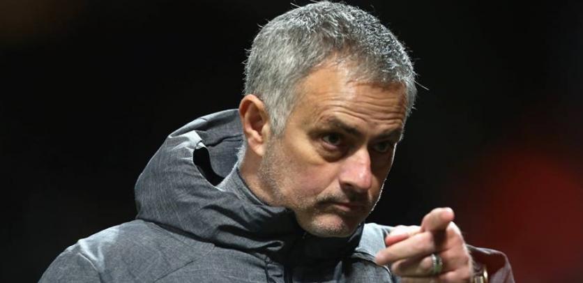 LIGA DOS CAMPEÕES: Time de Mourinho vira e se classifica; Lewandowski faz quatro