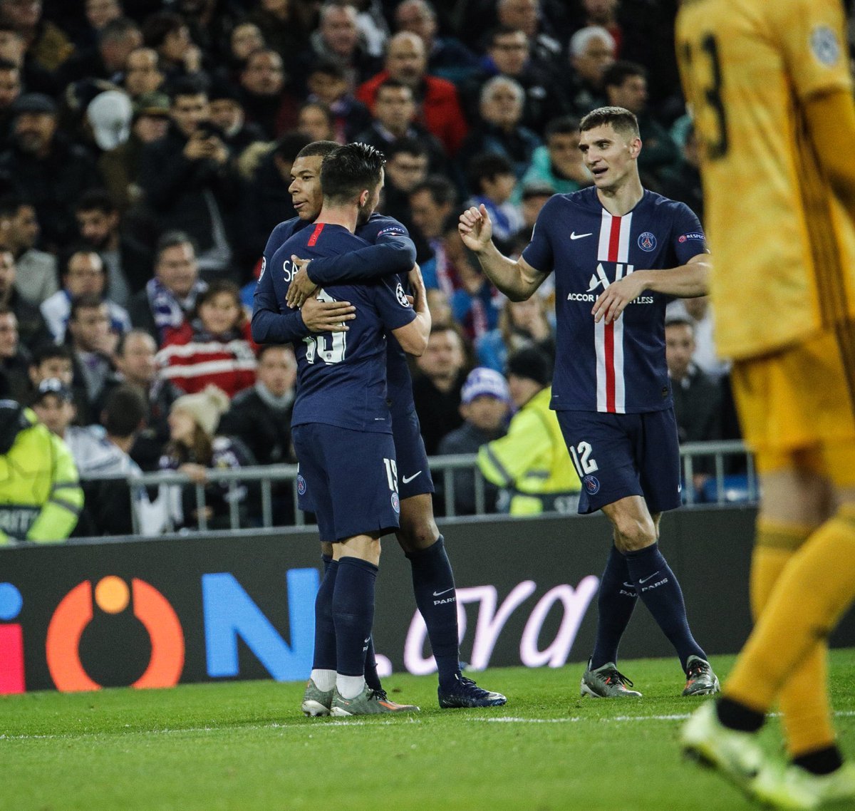 LIGA DOS CAMPEÕES: PSG arranca empate com Real no fim e garante ponta do grupo