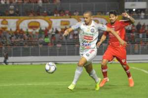 Série B: Ponte Preta negocia contratação de zagueiro do Operário para 2020