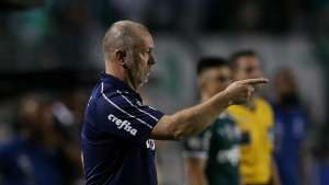 Mano deve escalar Palmeiras com novidade na defesa para jogo contra o Fluminense