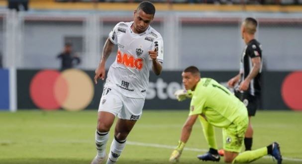 Bragantino mira dupla do Atlético-MG para retorno à elite