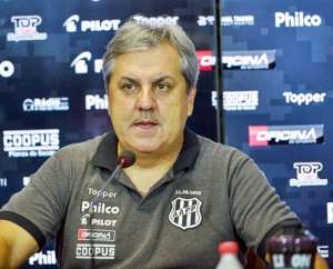 Série B: Após campanha ruim na Ponte, Gilson Kleina se prepara para curso na CBF