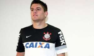Paulistão: Ex-meia do Corinthians que estava no futebol malaio reforça Santo André