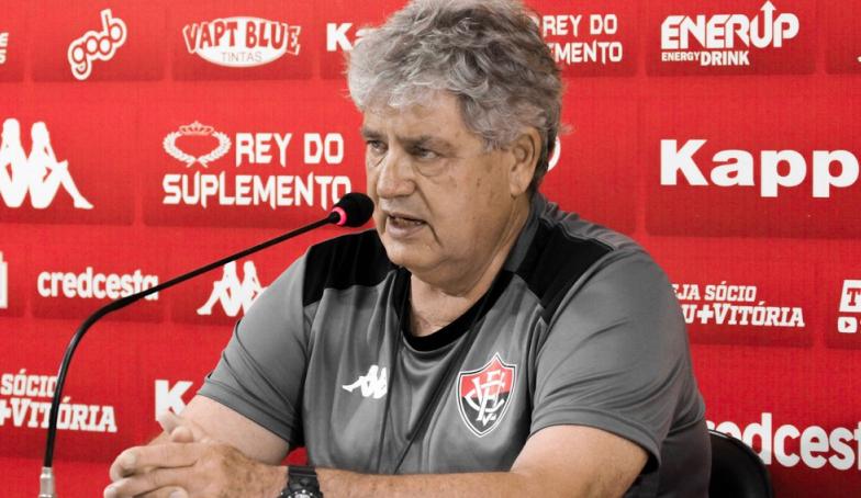 Jogadores voltam a treinar após protesto e Vitória terá mudanças na despedida