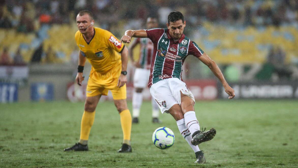 Meia e volante sofrem lesões e desfalcam o Fluminense contra o Avaí