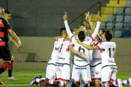 SÉRIE B: Três brigam por duas vagas dentro do G-4 na rodada final