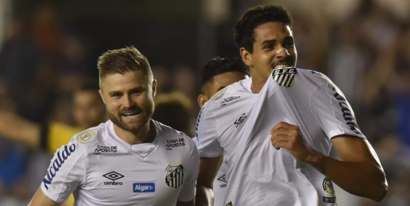 Santos se isola na vice-liderança do Brasileiro