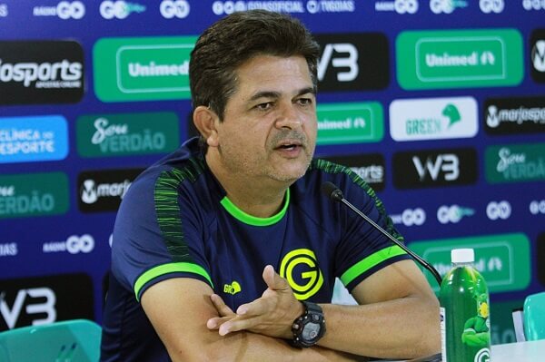 Treinador do Goiás vê Libertadores muito distante após tropeço em casa