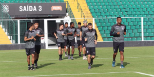 Após W.O. e quebra de contrato, Figueirense manterá aposta em clube-empresa