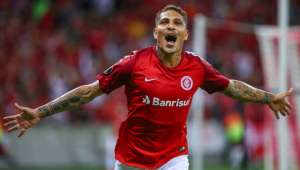 Guerrero despista sobre proposta do Boca, mas não garante permanência no Inter