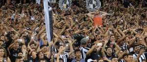 Torcida do Ceará pagará ingresso a R$ 5, enquanto Fiel do Corinthians desembolsará R$ 100