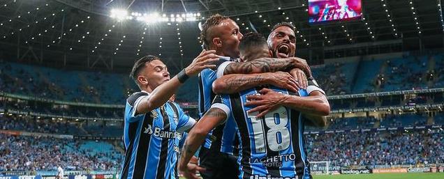 Grêmio atropelou o São Paulo