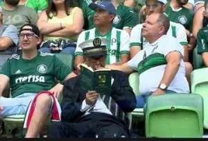 Palmeiras promete excluir quem expulsou torcedores do estádio no domingo