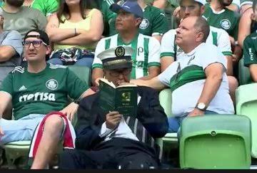 Palmeiras promete excluir quem expulsou torcedores do estádio no domingo