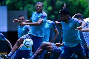 Chapecoense contorna desfalques para enfrentar CSA na Arena Condá